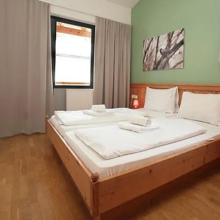 Wildbachhof Apartment Zell am See